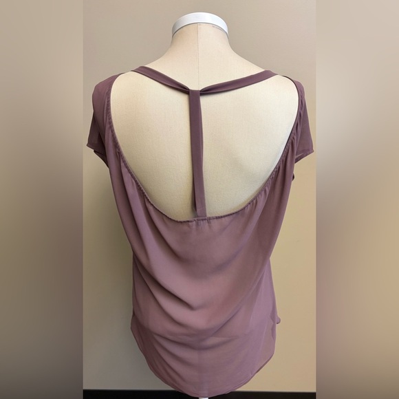 Naked Zebra Dusty Rose backless Short Sleeve Feminine Blouse women's size Small - Picture 4 of 8